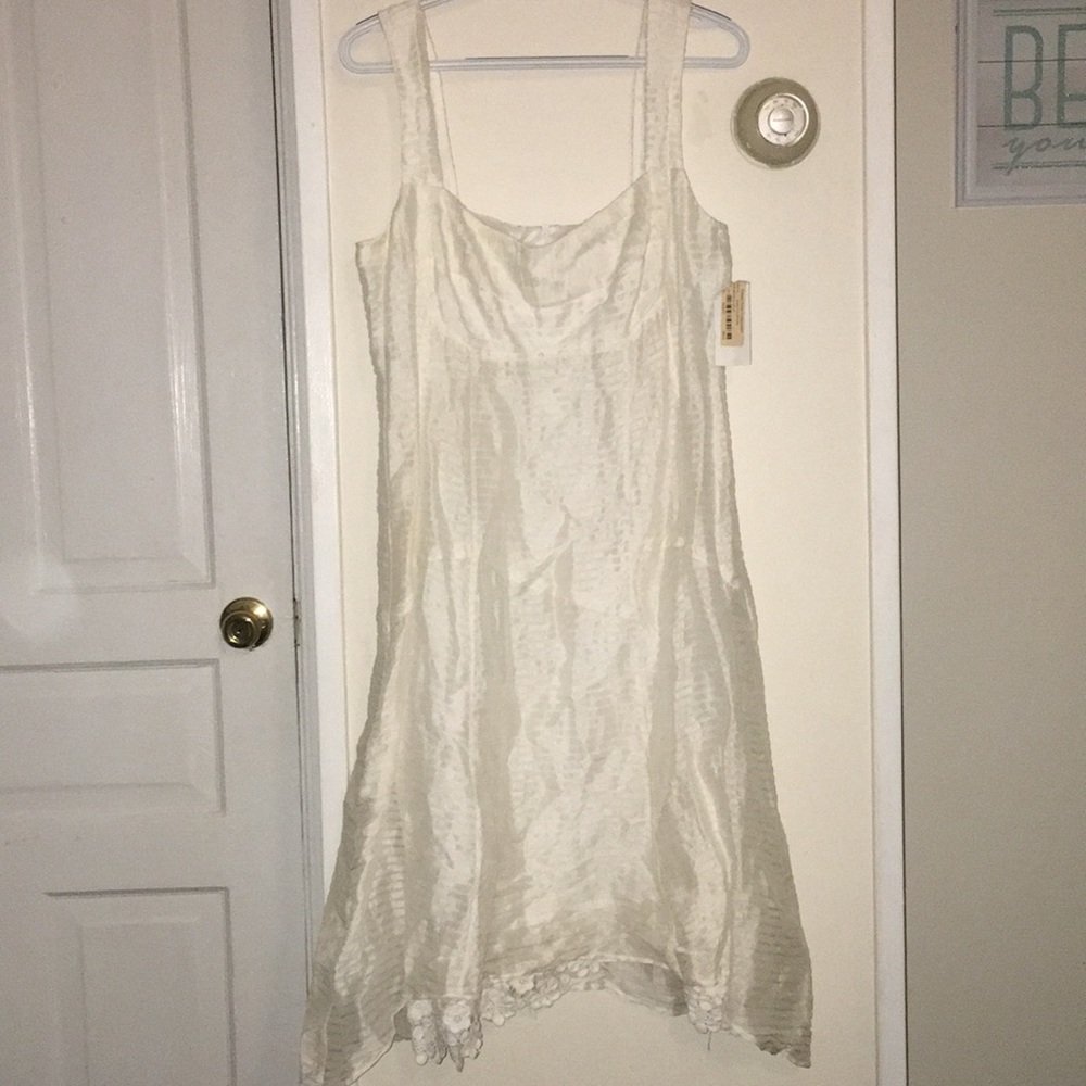 White size 12 Nanette Lepore Sheath Dress